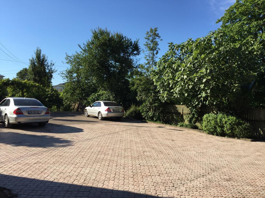Lasha Guest House Махінджаурі Екстер'єр фото